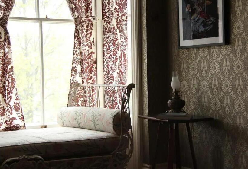 Bed and Breakfast The Wedding Cake House