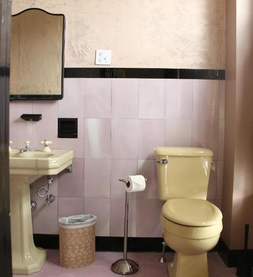 Bed and Breakfast The Wedding Cake House