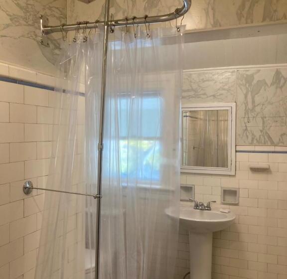 Bed and Breakfast The Wedding Cake House