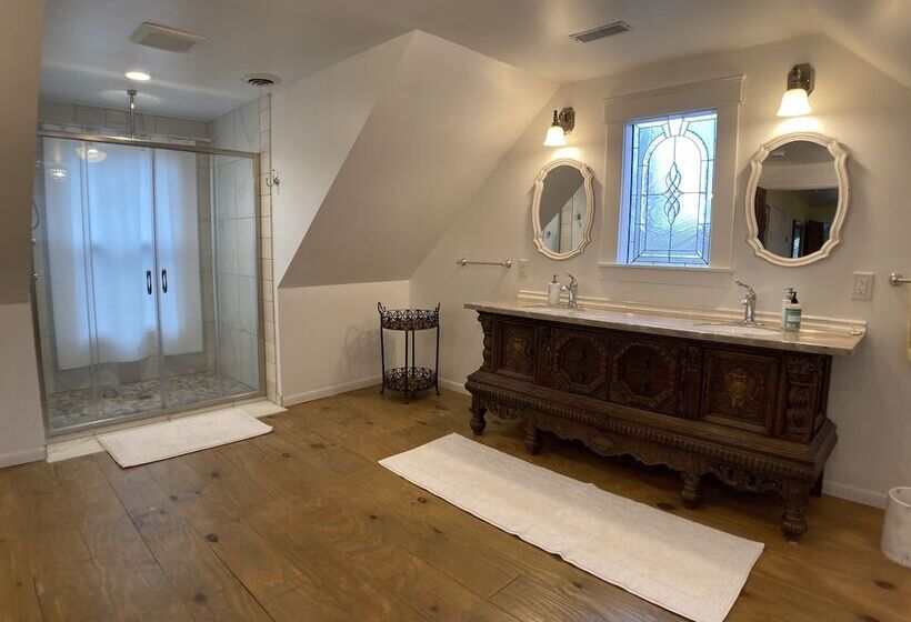 צימר Vintage Inn At Veritas Estate