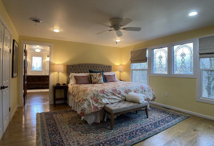 צימר Vintage Inn At Veritas Estate