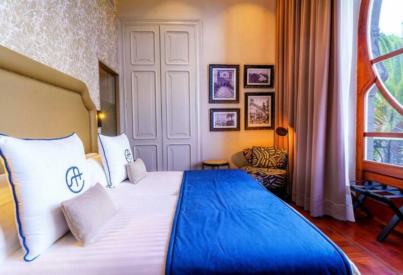 Boutique Hotel Cordial Plaza Mayor de Santa Ana