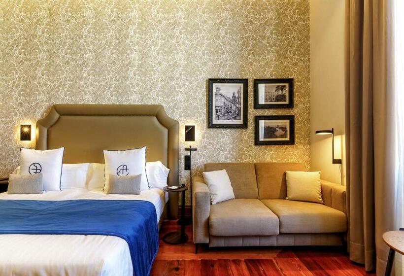 Boutique Hotel Cordial Plaza Mayor de Santa Ana