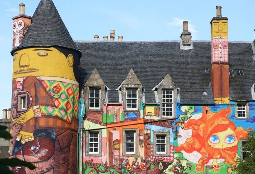 Charming Yurt In Kelburn Estate Near Largs