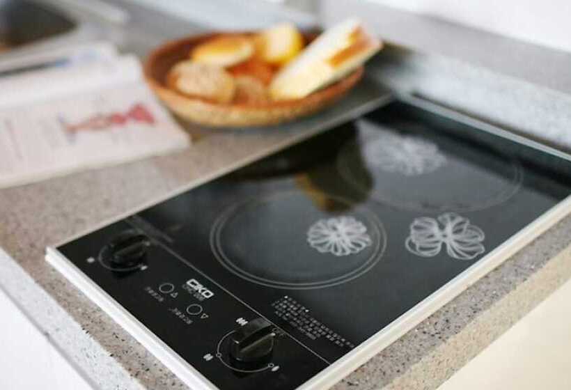 Geoje Birds Hill Pension