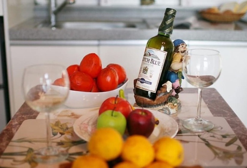 Geoje Birds Hill Pension