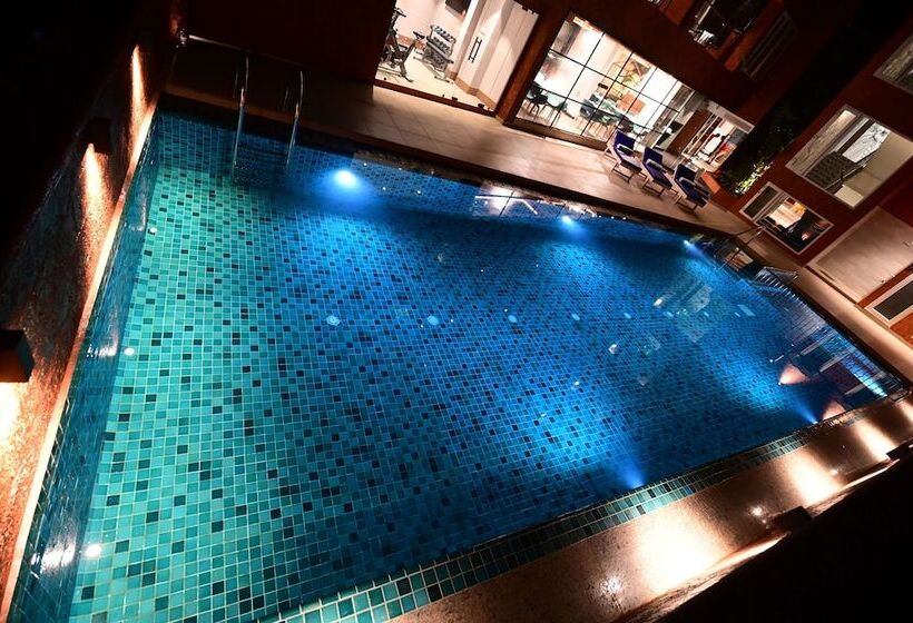 בית מלון כפרי Aiden By Best Western Vagator Goa