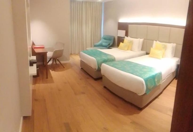 בית מלון כפרי Aiden By Best Western Vagator Goa