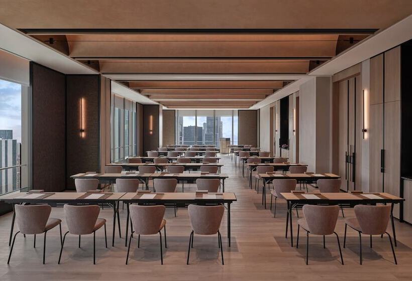 هتل Andaz Nanjing Hexi, By Hyatt