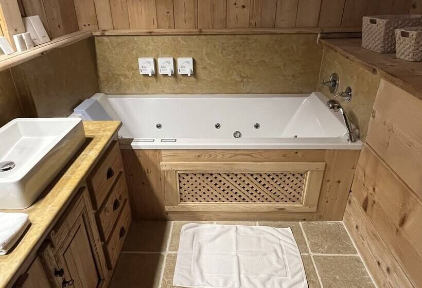 בית מלון כפרי Arthaus Megève