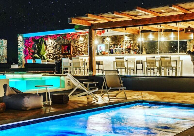 호텔 Bianco A Nero Mykonos