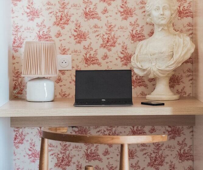 Villa Camille Hotel & Spa