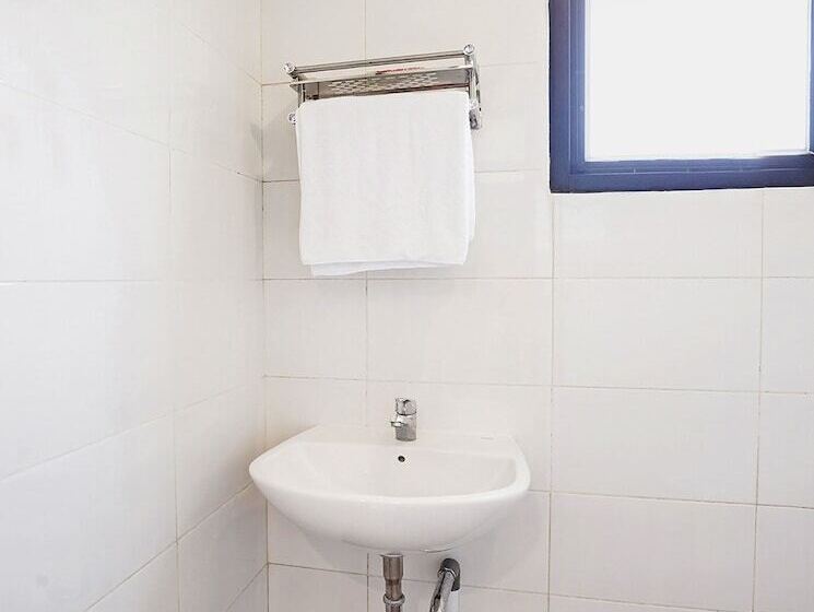 فندق Collection O 90876 Pecatu Residences