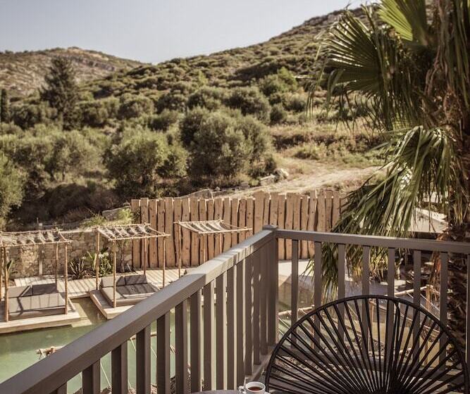 Отель Doryssa Boutique