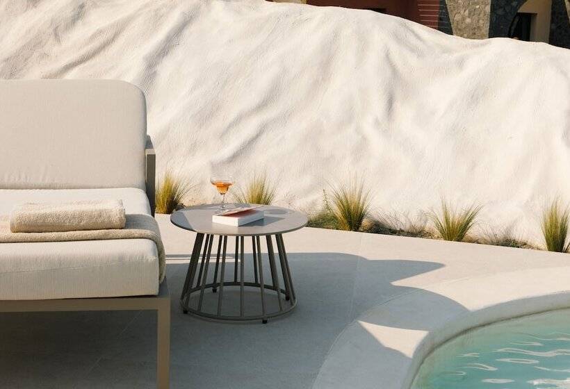 هتل Elysian Retreat