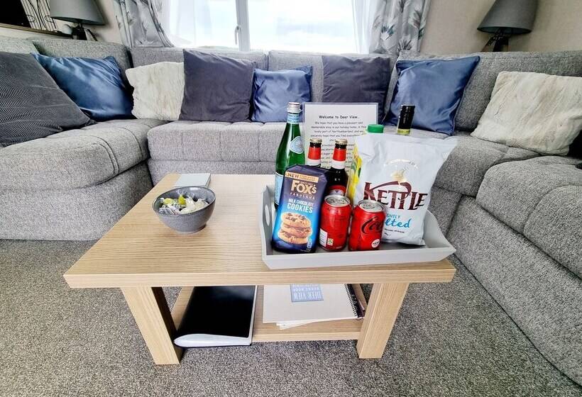 فندق Fantastic 3 Bed Lodge Near Morpeth   Deer View