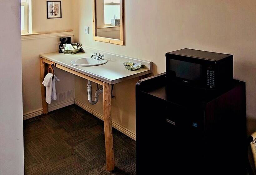 Отель Flaming Gorge Hideout