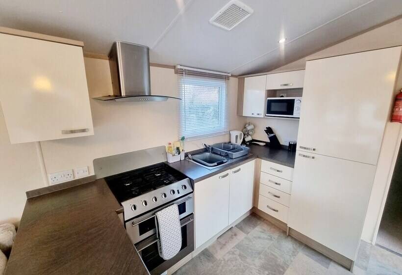 酒店 Impeccable 2 Bed Caravan In Morpeth   Willow Burn