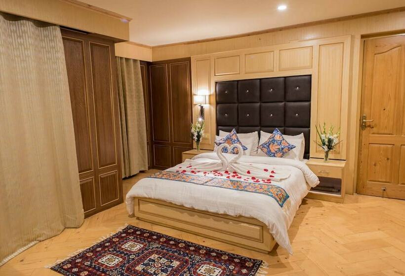 فندق Imperial Resorts