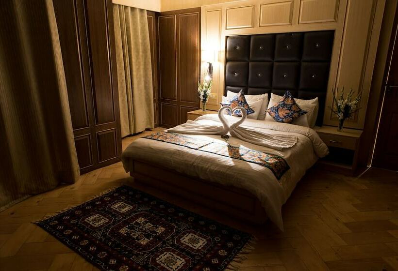 فندق Imperial Resorts