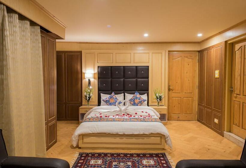 فندق Imperial Resorts