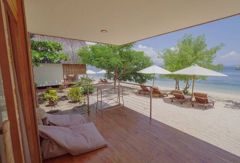 ホテル Komodo Resort