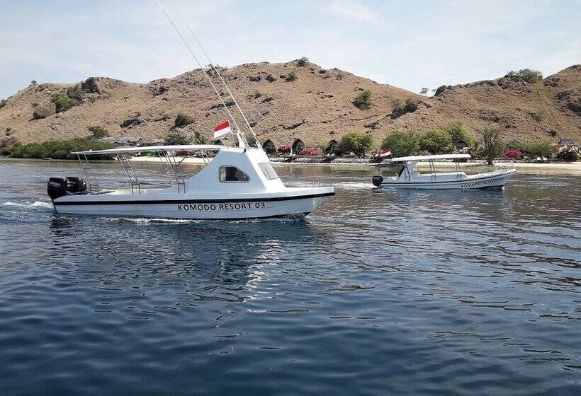 ホテル Komodo Resort