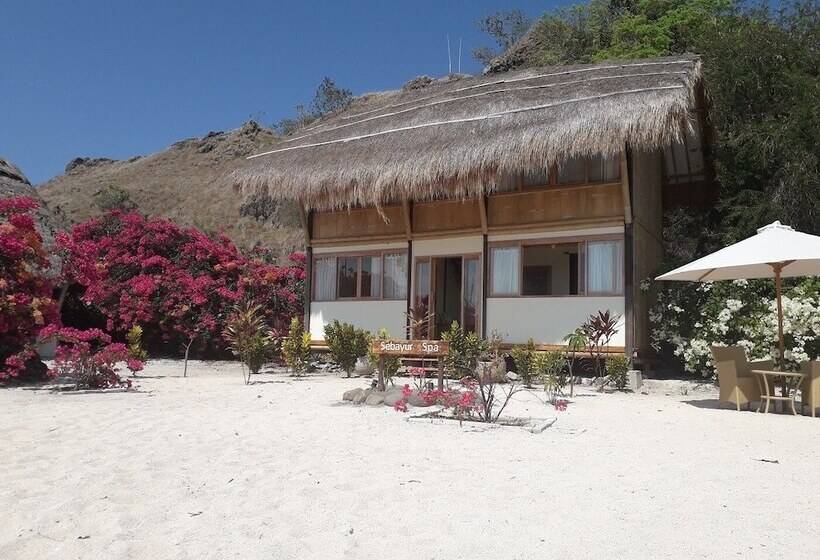 ホテル Komodo Resort