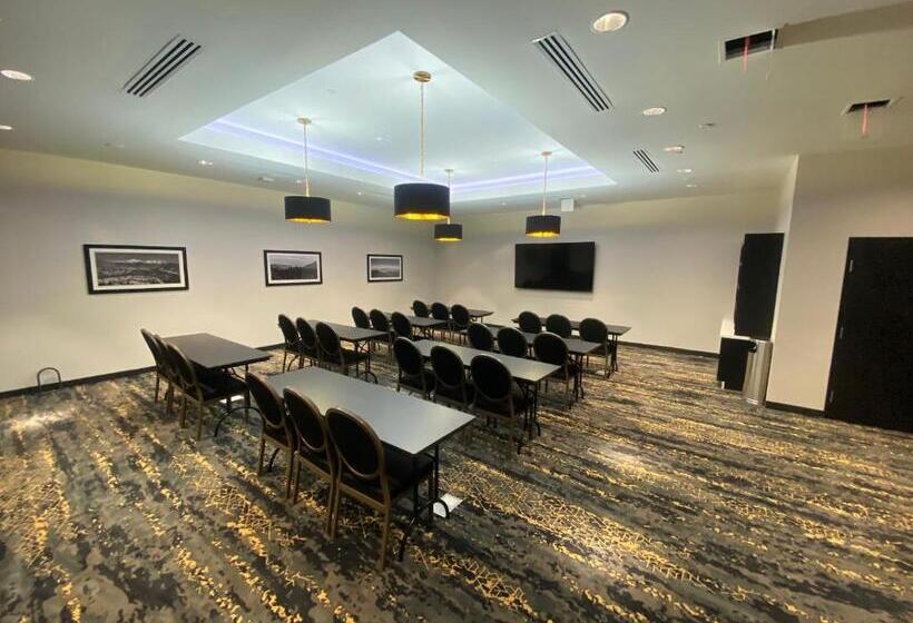 호텔 La Quinta Inn & Suites By Wyndham Yucaipa