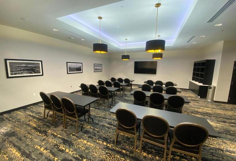 호텔 La Quinta Inn & Suites By Wyndham Yucaipa