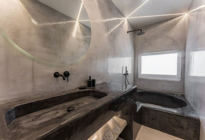 בית מלון כפרי Leon Luxury Suites