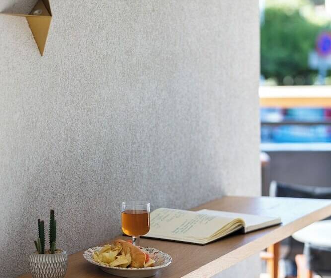 Отель Lines Concept Accommodation