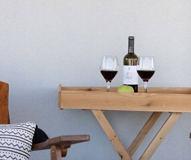 Отель Lines Concept Accommodation