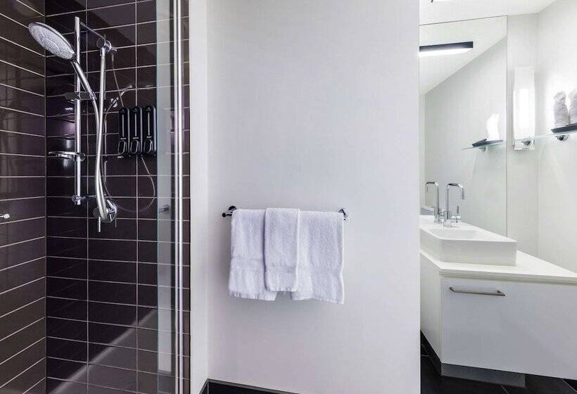 فندق Mercure Melbourne St Kilda Road