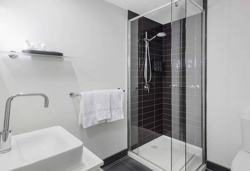 בית מלון כפרי Mercure Melbourne St Kilda Road