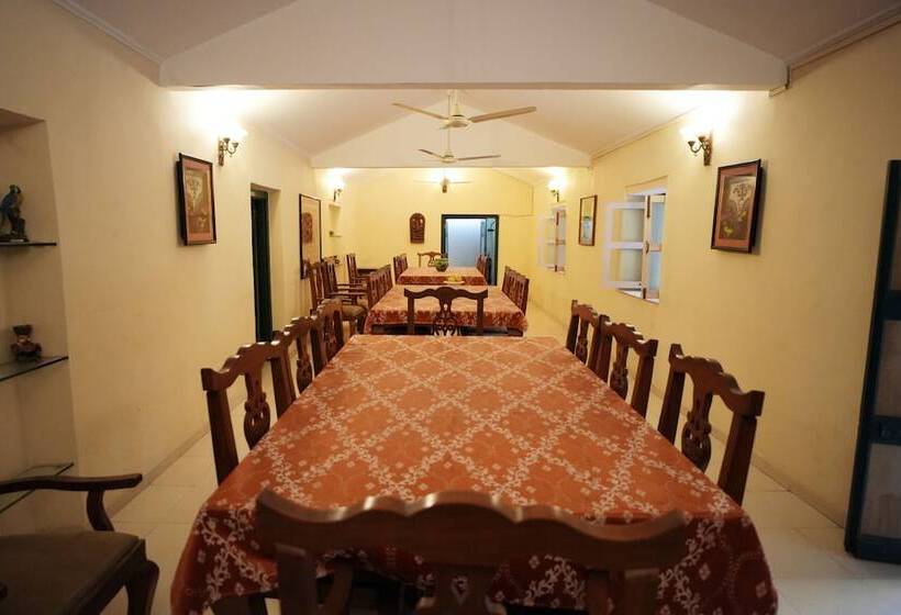 فندق Narayani Heritage