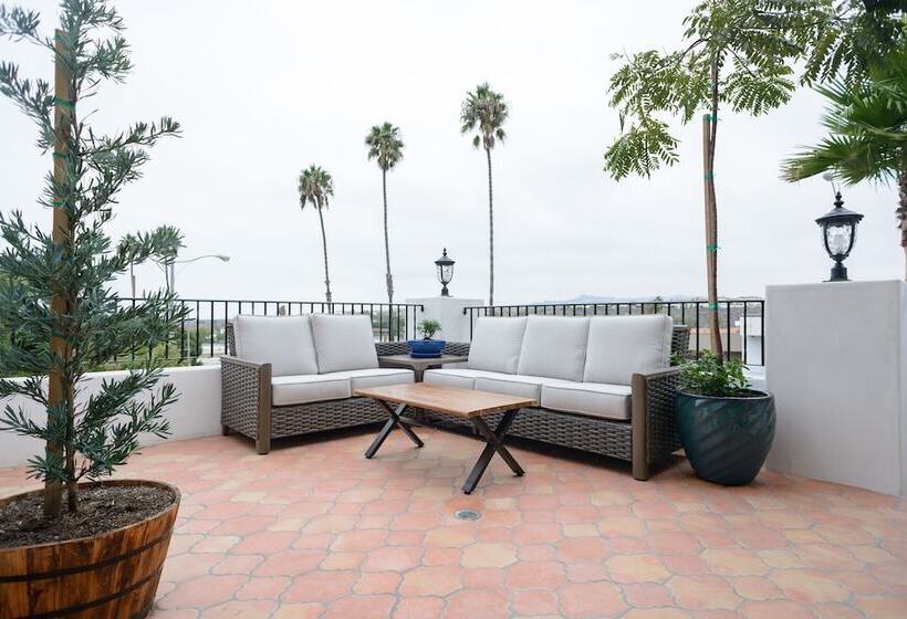 فندق North Beach Villa