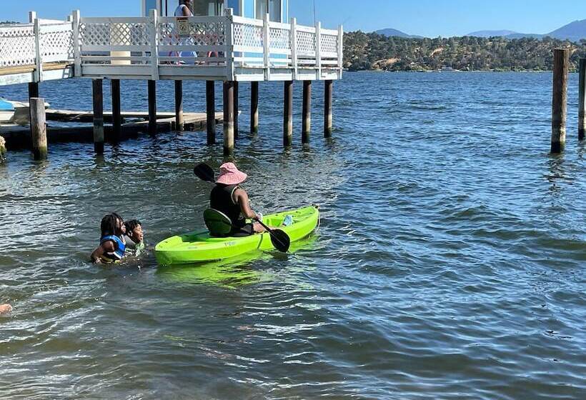 호텔 Omeo Clearlake Oaks