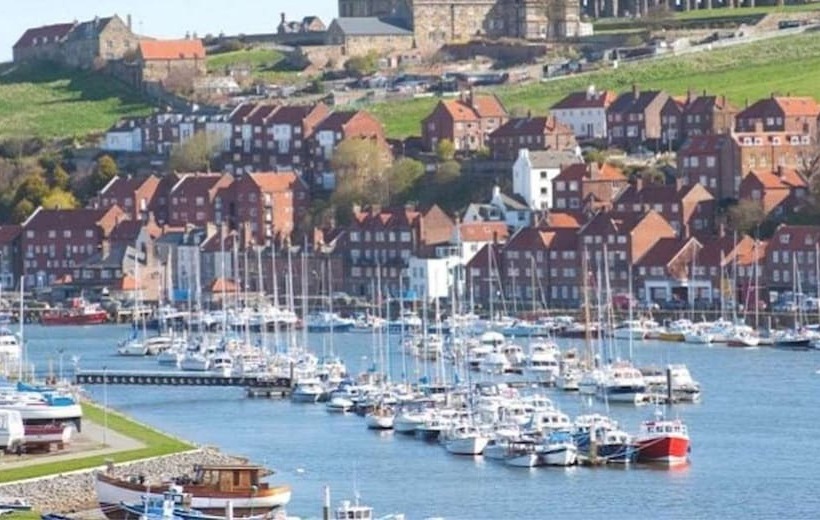 ホテル Pine Boutique Lodge With Hot Tub For Couples & Dog