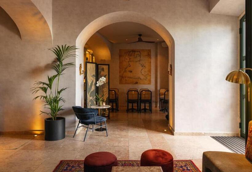 فندق Pousada Alfama