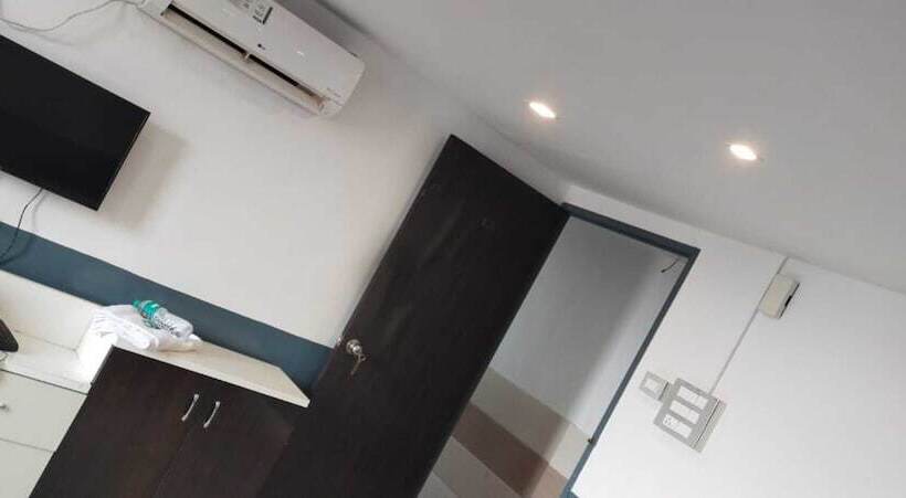 فندق Renuka Executive