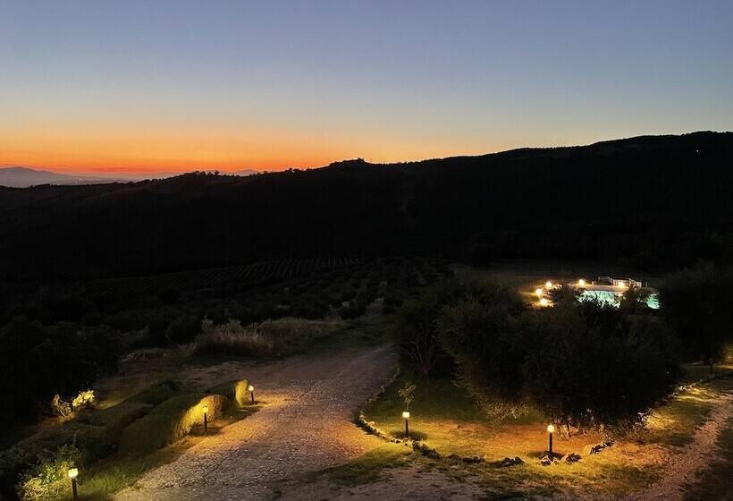 فندق ريفى Fattoria La Pieve