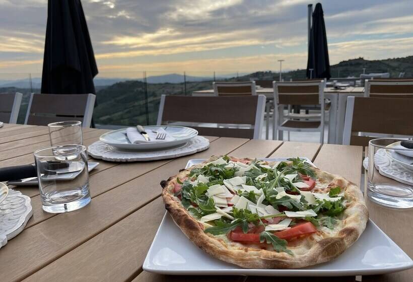 فندق ريفى Fattoria La Pieve