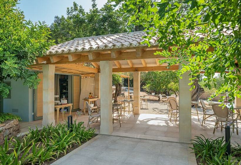 교외 호텔 Rondaia Suites & Villas