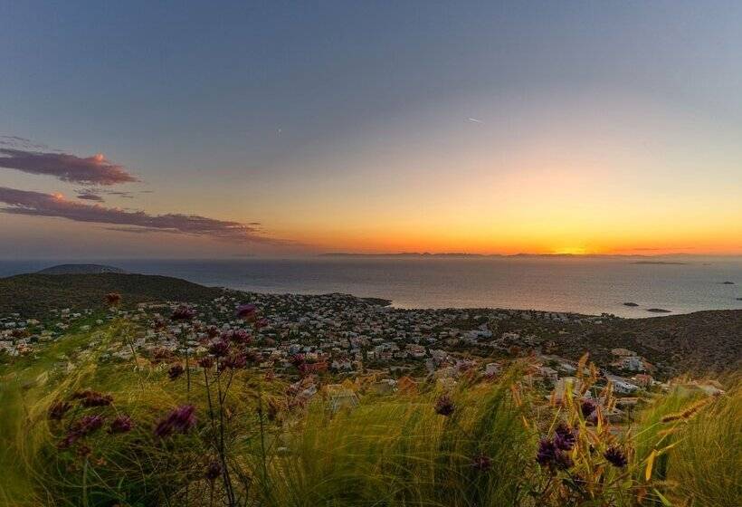 ホテル Saronida Hills