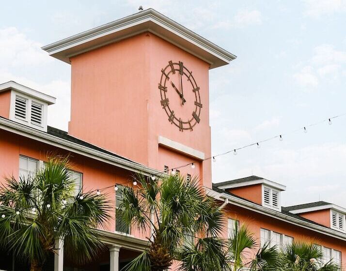 Отель Sonder Cirrus