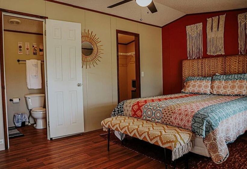 ホテル Waterfront Lodge   4 Bedroom Lodge By The Lodges At Fossil Creek