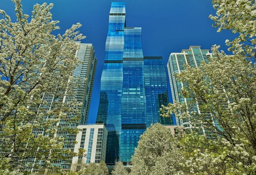 هتل The St. Regis Chicago
