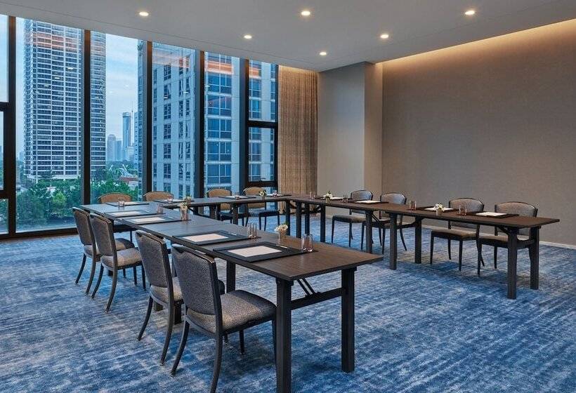 هتل The St. Regis Chicago