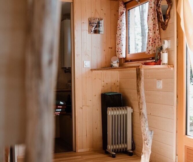 ホテル Tiny Stay Ecolodge